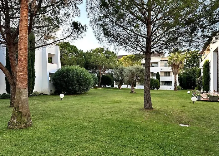 Avec Piscine En Costa Daire