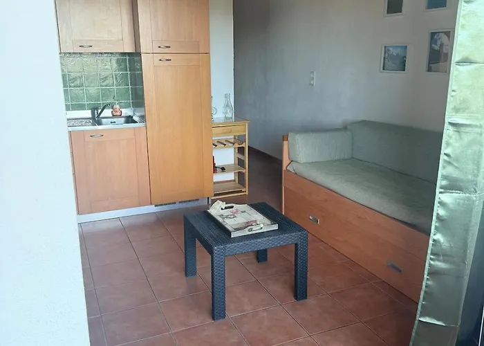 Avec Piscine En Costa Daire *