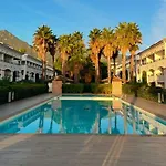 公寓 Avec Piscine En Costa *
