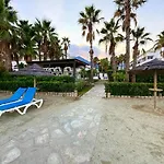 Avec Piscine En Costa 公寓
